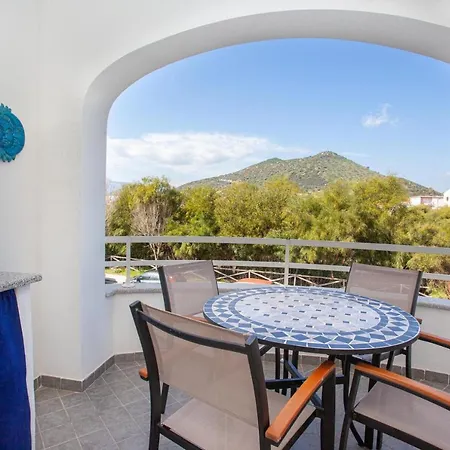 Le Residenze Blu Sardinia 아파트호텔 라 칼레타