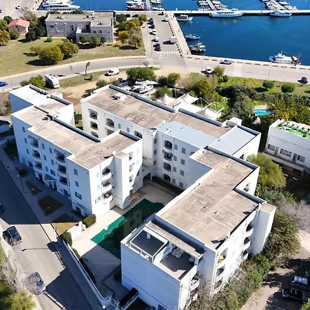 Le Residenze Blu Sardinia 4* 라 칼레타