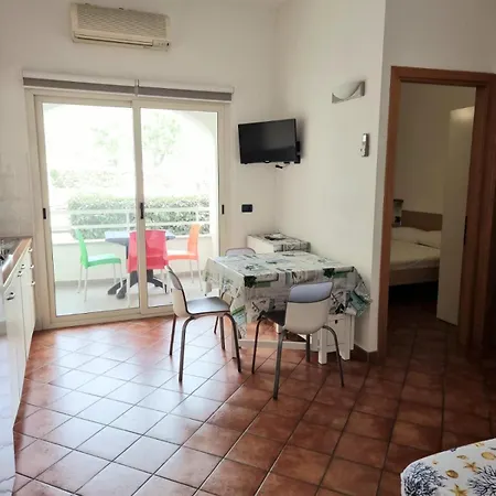 Le Residenze Blu Sardinia Ξενοδοχείο με διαμερίσματα La Caletta